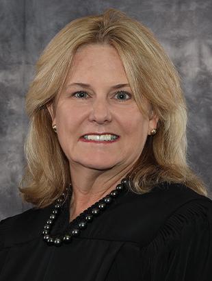 Chief Judge Lisa T. Munyon